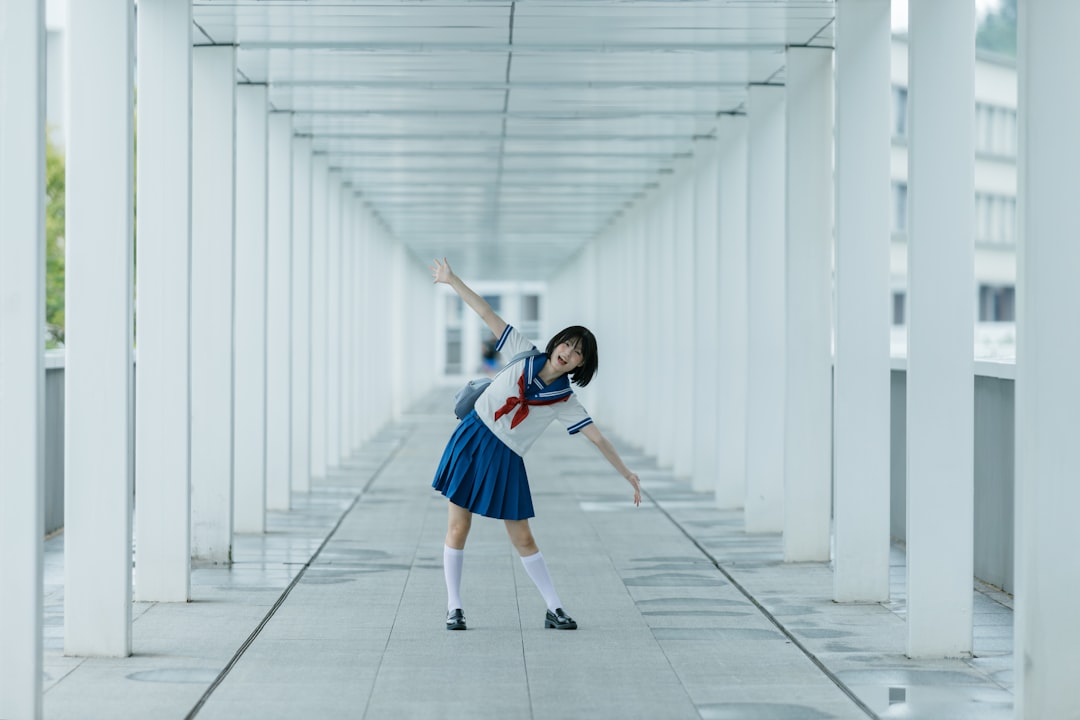 You are currently viewing 日本動畫短片介紹：手刀西瓜割挑戰賽趣味十足