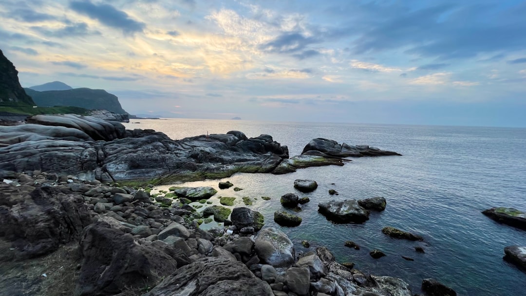 You are currently viewing 新北市：九份懷舊山城、淡水浪漫夕陽、烏來山林溫泉療癒之旅