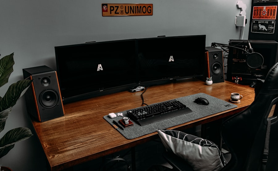 dedicated desk
