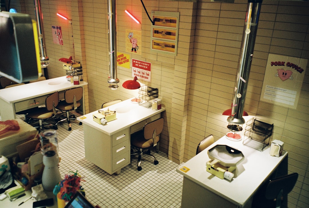 You are currently viewing 【台北搬家大掃除公司】怎麼挑？避開地雷，找到真正專業的清潔團隊！