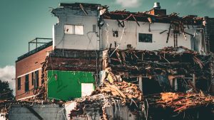 Read more about the article 桃園拆除行情多少？不同地區價格差在哪？